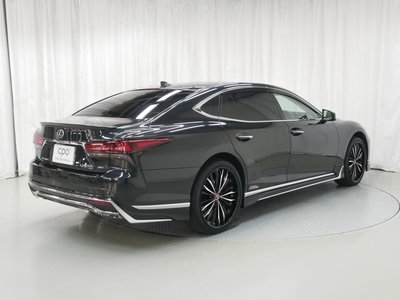 صورة مصغرة 5 لـ 2021 Lexus LS