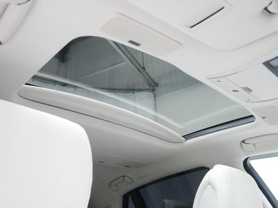 صورة مصغرة 9 لـ 2021 Lexus LS