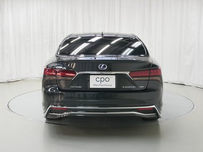 صورة مصغرة 4 لـ 2021 Lexus LS