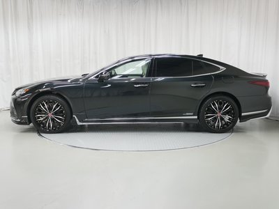 صورة مصغرة 3 لـ 2021 Lexus LS