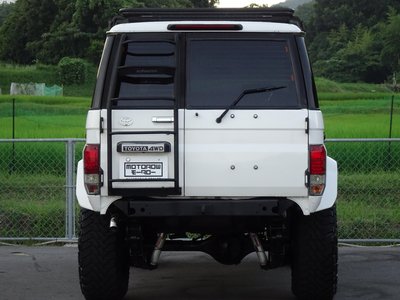 صورة مصغرة 31 لـ 1996 Toyota LAND CRUISER 70