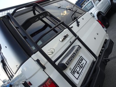 صورة مصغرة 20 لـ 1996 Toyota LAND CRUISER 70
