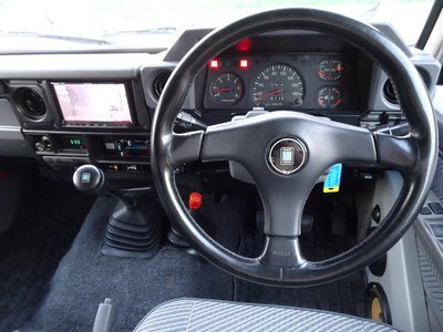 صورة مصغرة 55 لـ 1996 Toyota LAND CRUISER 70