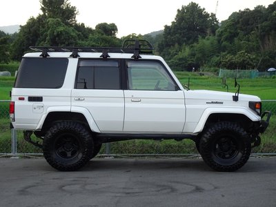 صورة مصغرة 29 لـ 1996 Toyota LAND CRUISER 70