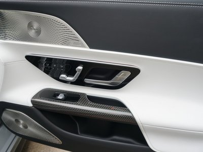 صورة مصغرة 38 لـ 2023 Mercedes-BENZ SL AMG