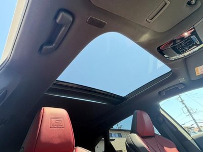 صورة مصغرة 28 لـ 2023 Lexus RX