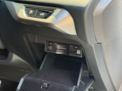صورة مصغرة 32 لـ 2023 Lexus RX