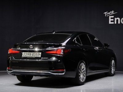 2022 Lexus ES 照片 4