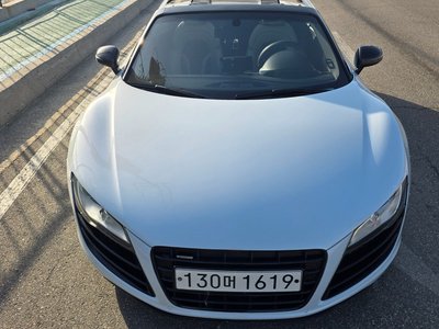 AUDI R8 - 10