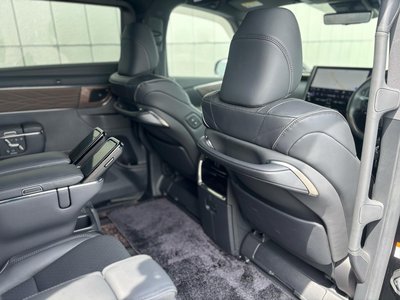 صورة مصغرة 17 لـ 2024 Toyota VELLFIRE