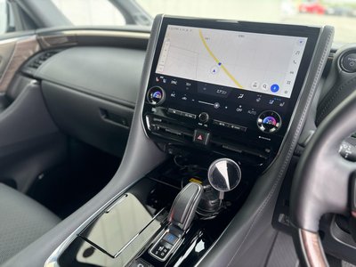 صورة مصغرة 30 لـ 2024 Toyota VELLFIRE