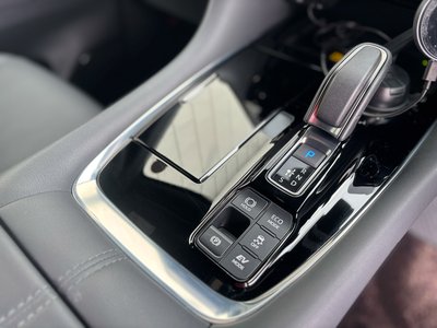 صورة مصغرة 31 لـ 2024 Toyota VELLFIRE