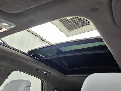 2025 Genesis GV70 thumbnail 24