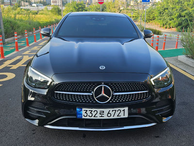 2022 Mercedes-BENZ E-CLASS 照片 1