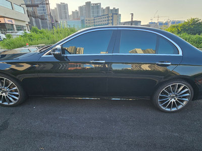 2022 Mercedes-BENZ E-CLASS 照片 3