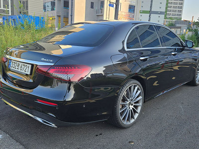 2022 Mercedes-BENZ E-CLASS 照片 5