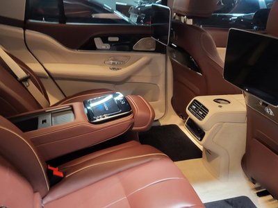 MERCEDES-BENZ GLS - 4