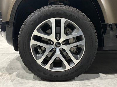 LAND ROVER DEFENDER - 8