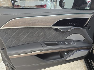 2023 AUDI A8 — миниатюра 11