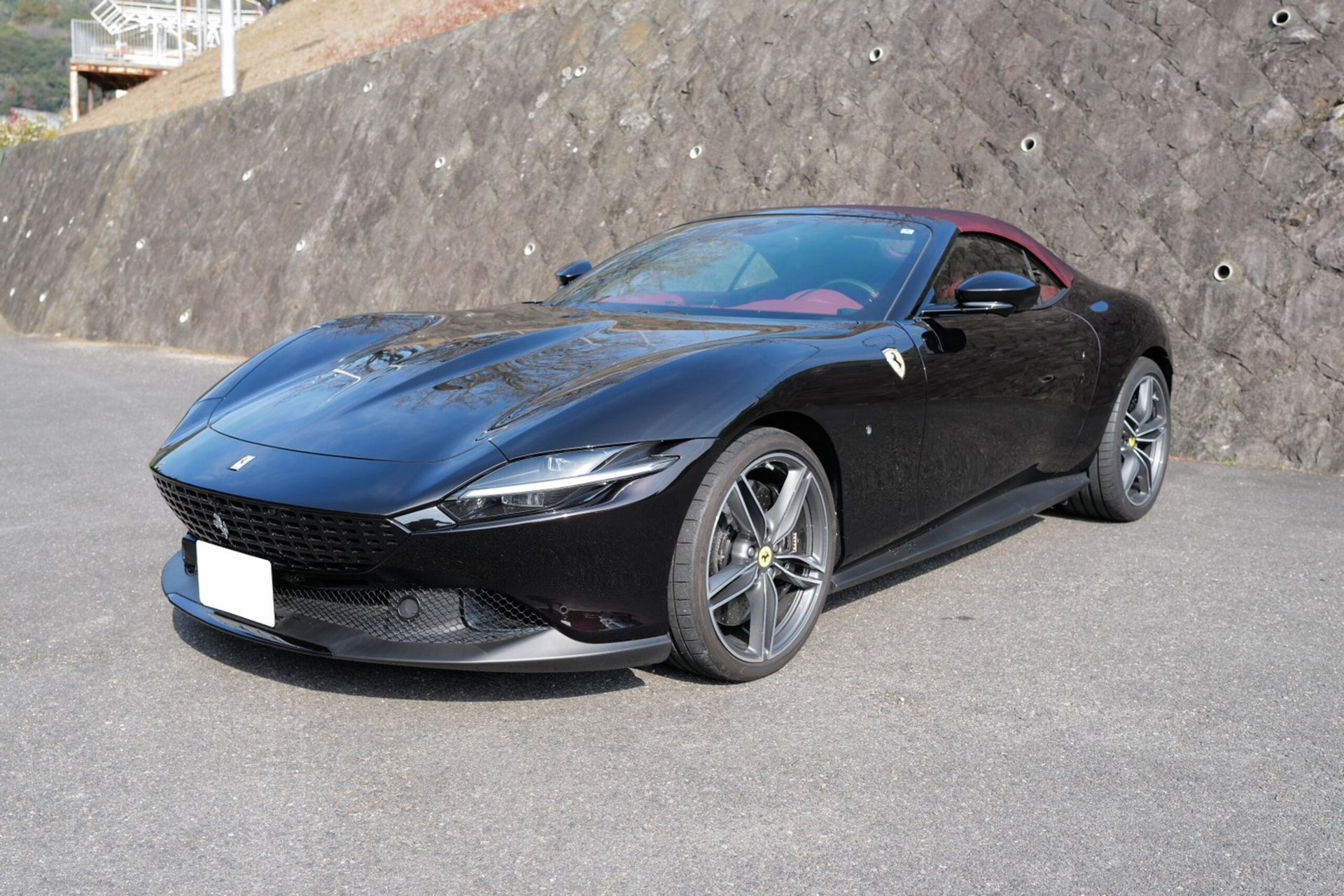 FERRARI ROMA SPIDER - View 1