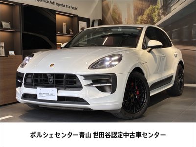 PORSCHE MACAN - 1