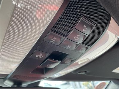 MERCEDES-BENZ C-CLASS AMG - 6