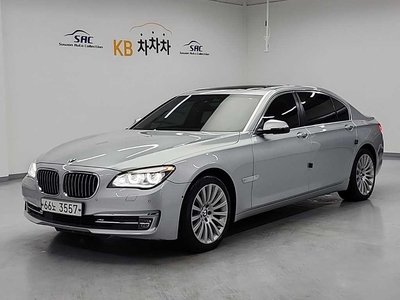 BMW 7 SERIES - 1