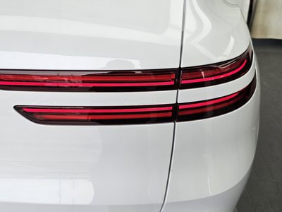 2021 GENESIS GV70 — фото 10