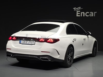 MERCEDES-BENZ E-CLASS - 4