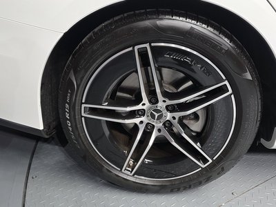 MERCEDES-BENZ E-CLASS - 6