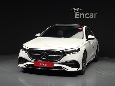 MERCEDES-BENZ E-CLASS - 2