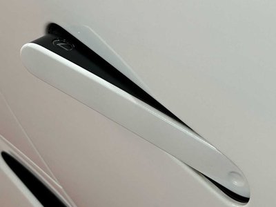 2017 Lexus LC — миниатюра 33