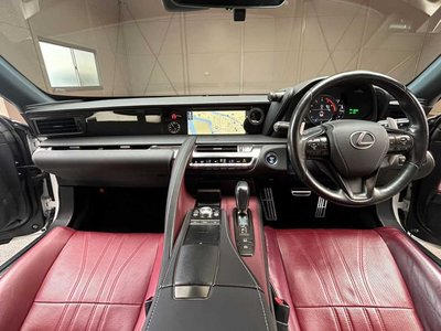 2017 Lexus LC — миниатюра 10