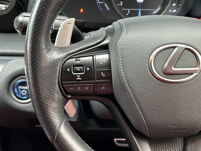 2017 Lexus LC — миниатюра 21
