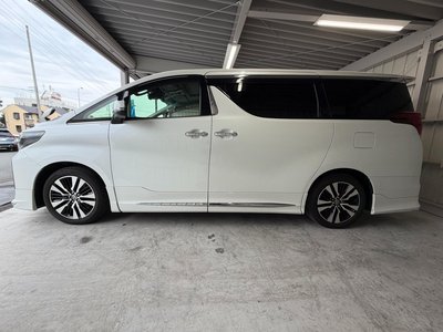 TOYOTA ALPHARD - 4