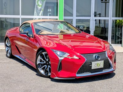 2021 Lexus LC CONVERTIBLE photo 2