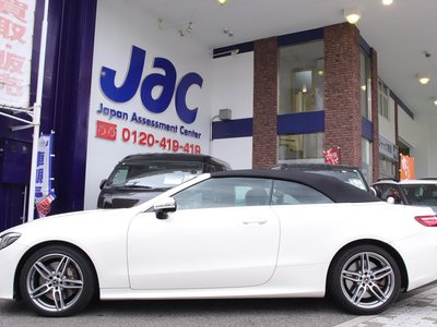 MERCEDES-BENZ E-CLASS - 9