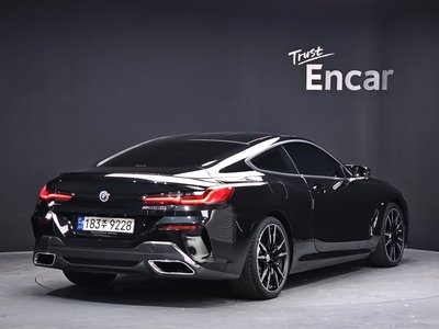 BMW 8 SERIES - 3