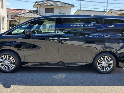TOYOTA ALPHARD - 4
