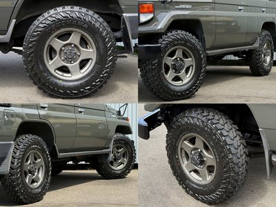 TOYOTA LAND CRUISER 70 - 9