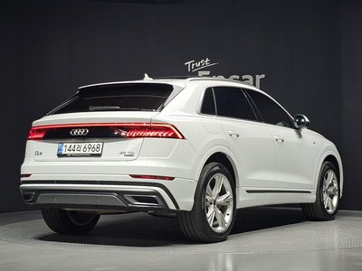 صورة 3 لـ 2023 AUDI Q8