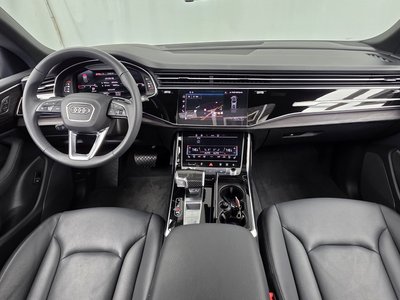صورة 5 لـ 2023 AUDI Q8