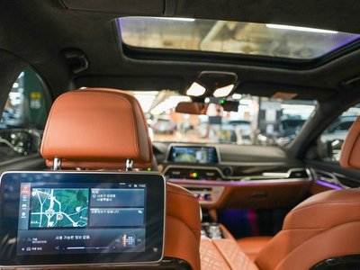 2021 BMW 7 SERIES 缩略图 14