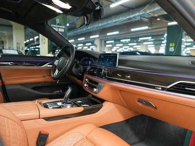 صورة 9 لـ 2021 BMW 7 SERIES