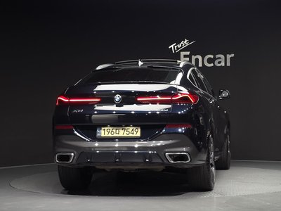 2021 BMW X6 照片 3