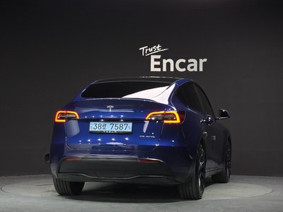 2021 Tesla MODEL Y photo 4