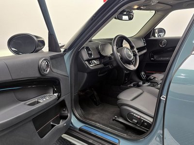 MINI COUNTRYMAN - 10