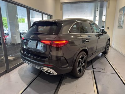 2024 Mercedes-BENZ GLC photo 3
