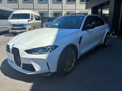 صورة 9 لـ 2024 BMW M3 SEDAN