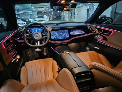 MERCEDES-BENZ E-CLASS - 4